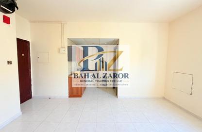 Apartment - Studio - 1 for rent in Fire Station Road - Muwaileh - Sharjah Apartment - Studio - 1 for rent in Fire Station Road - Muwaileh - Sharjah