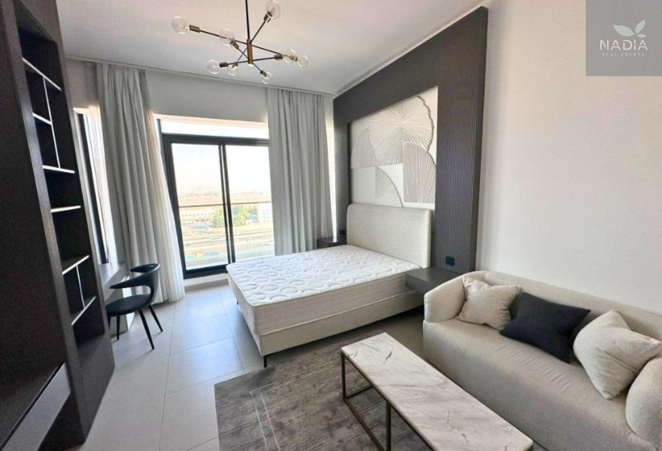 Fully Furnished| New Building| Luxurious Living photo 2