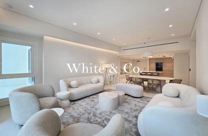 Apartment - 2 Bedrooms - 3 Bathrooms for sale in Marina Residences 5 - Marina Residences - Palm Jumeirah - Dubai