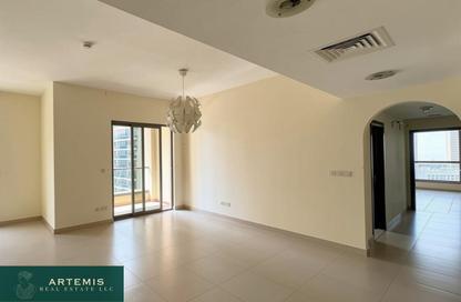 Apartment - 2 Bedrooms - 3 Bathrooms for sale in Shams 2 - Shams - Jumeirah Beach Residence - Dubai