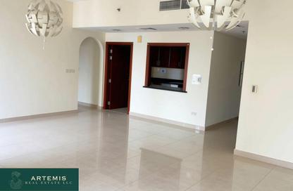Apartment - 2 Bedrooms - 3 Bathrooms for sale in Shams 2 - Shams - Jumeirah Beach Residence - Dubai