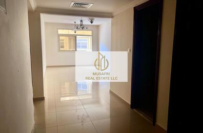 Apartment - 1 Bedroom - 2 Bathrooms for rent in Muwailih Building - Muwaileh - Sharjah