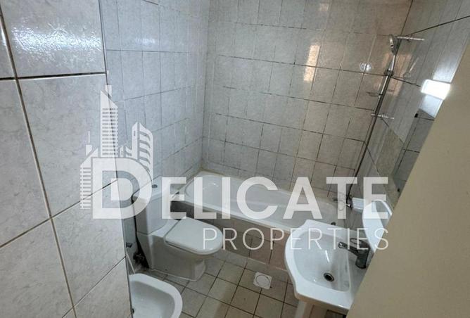 70281474 - Property Image 3