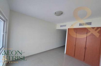Apartment - 1 Bedroom - 2 Bathrooms for rent in Lake Point Tower - JLT Cluster N - Jumeirah Lake Towers - Dubai