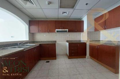 Apartment - 1 Bedroom - 2 Bathrooms for rent in Lake Point Tower - JLT Cluster N - Jumeirah Lake Towers - Dubai