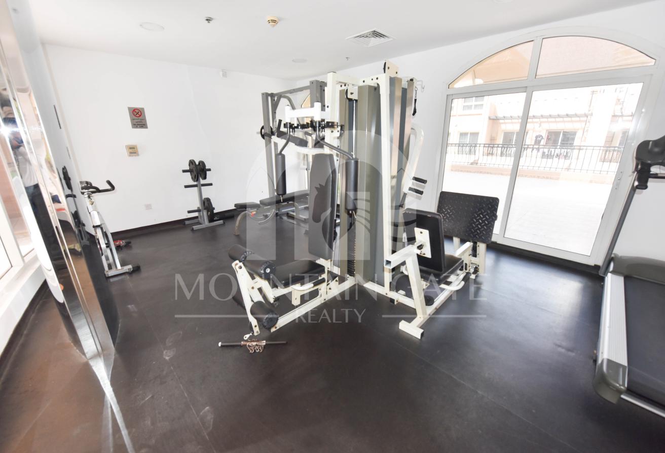 Fully Furnished Closed Kitchen Pool View in JVC photo 19