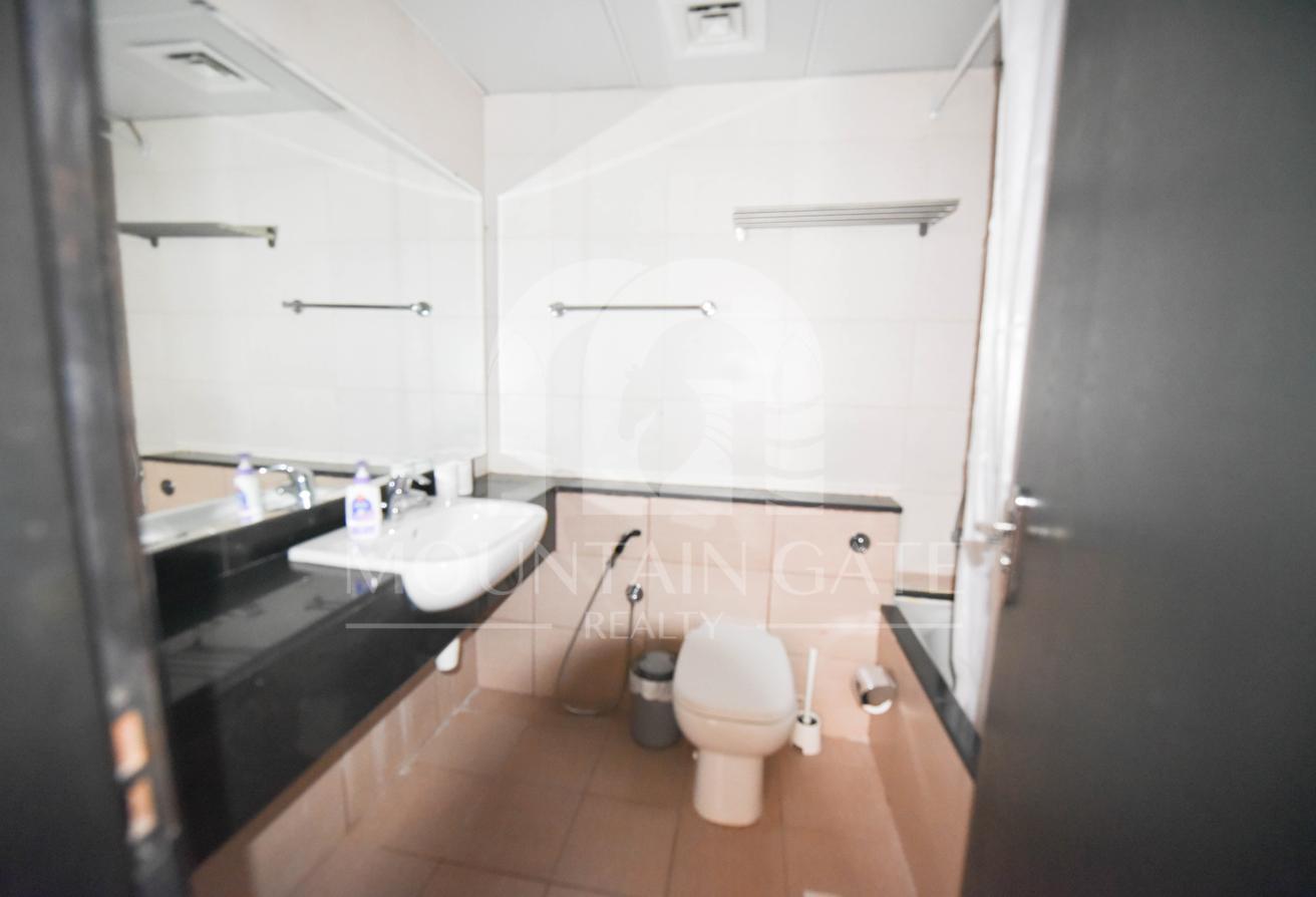Fully Furnished Closed Kitchen Pool View in JVC photo 8