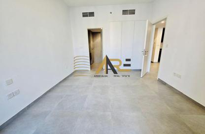 Apartment - 1 Bedroom - 2 Bathrooms for rent in Tiraz 2 - Aljada - Sharjah