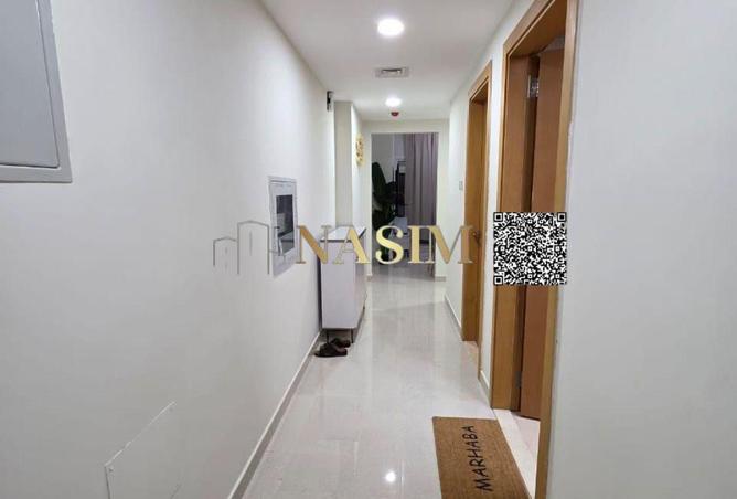 74235571 - Property Image 2