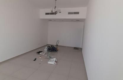 Apartment - 2 - 3 for rent in Al Khan Corniche - Al Khan - Sharjah