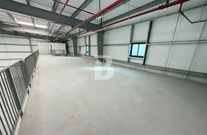 Warehouse - Studio for rent in Dubai Investment Park (DIP) - Dubai Warehouse - Studio for rent in Dubai Investment Park (DIP) - Dubai