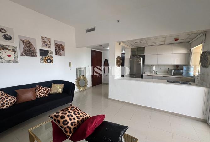 131551800 - Property Image 3