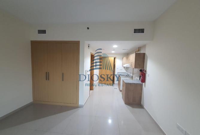 133885600 - Property Main Image