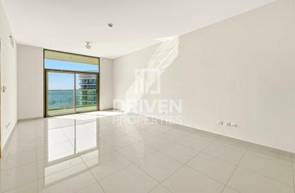 Apartment - 1 Bedroom - 3 Bathrooms for rent in Beach Towers - Shams Abu Dhabi - Al Reem Island - Abu Dhabi
