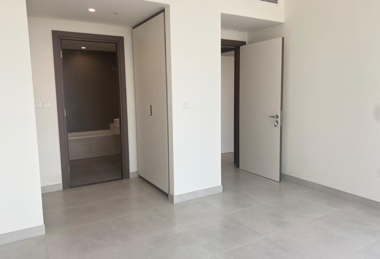 2 bedroom apartment in 1 Residences - 2, Bur Dubai: 7