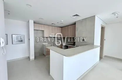 شقة - غرفة نوم - 2 حمامات للايجار في 3 كريميان - جميرا جاردن سيتي - السطوة - دبي