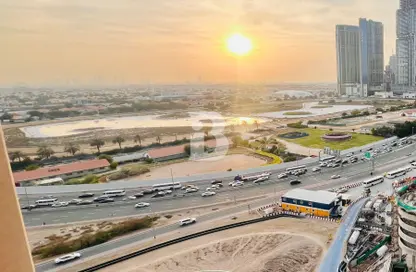 شقة - غرفة نوم - 1 حمام للايجار في برج تشرشل السكني - أبراج تشرشل - الخليج التجاري - دبي