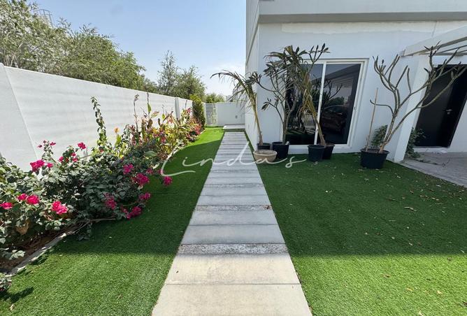 82786359 - Property Image 2