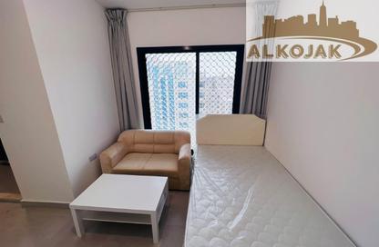 Apartment - Studio - 1 for rent in Mina Road - Tourist Club Area - Abu Dhabi