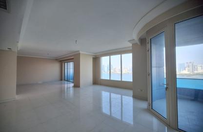 Apartment - 4 - 5 for rent in Thuraya Al Majaz Building - Al Majaz 3 - Al Majaz - Sharjah