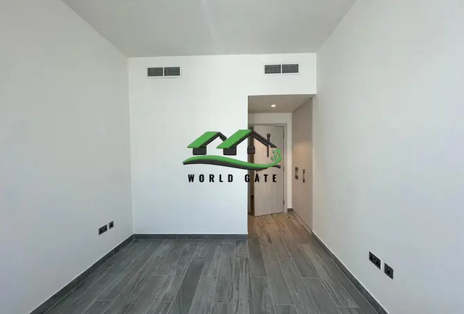 161428116 - Property Image 3