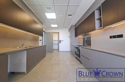 Apartment - 3 Bedrooms - 5 Bathrooms for rent in Lamcy Residence - Oud Metha - Bur Dubai - Dubai Apartment - 3 Bedrooms - 5 Bathrooms for rent in Lamcy Residence - Oud Metha - Bur Dubai - Dubai
