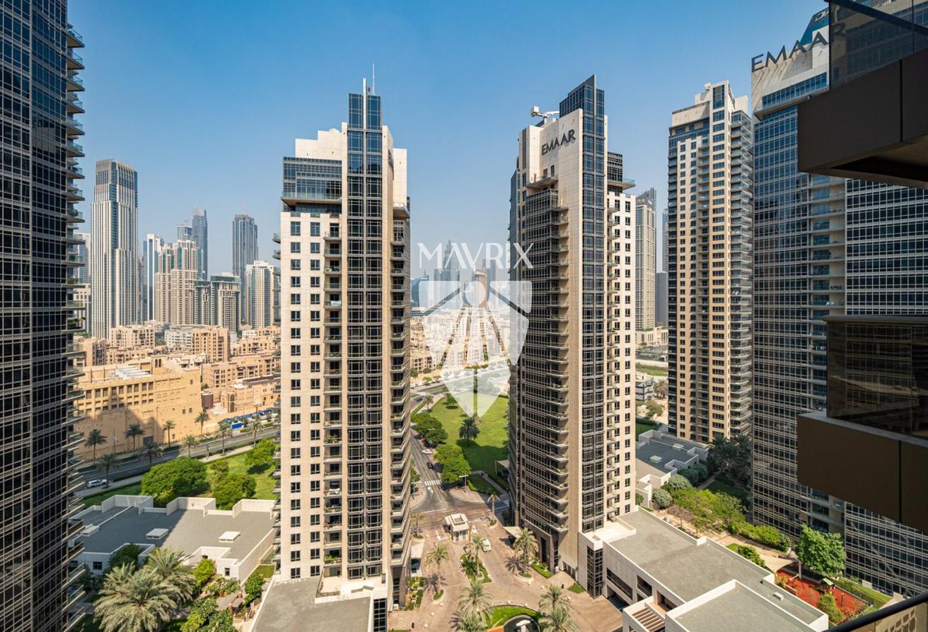 Downtown View | Elegant Studio | Available 15 Oct photo 13