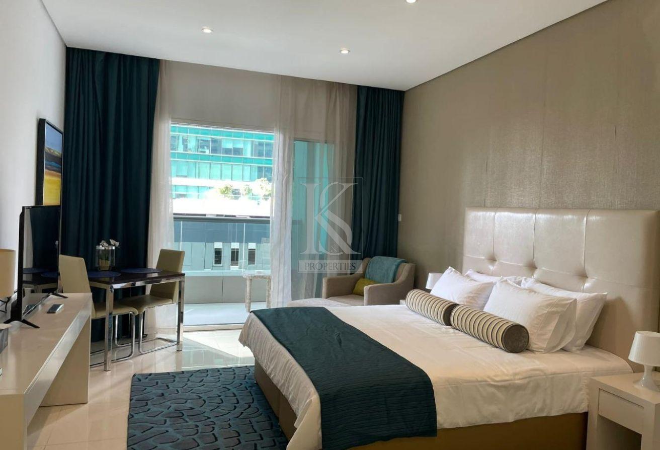 Stylish Interiors | Prime Location | Furnished photo 8
