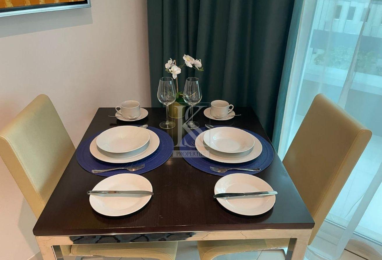 Stylish Interiors | Prime Location | Furnished photo 11