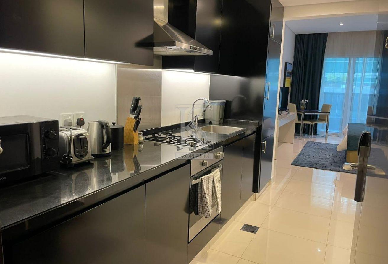Stylish Interiors | Prime Location | Furnished photo 9