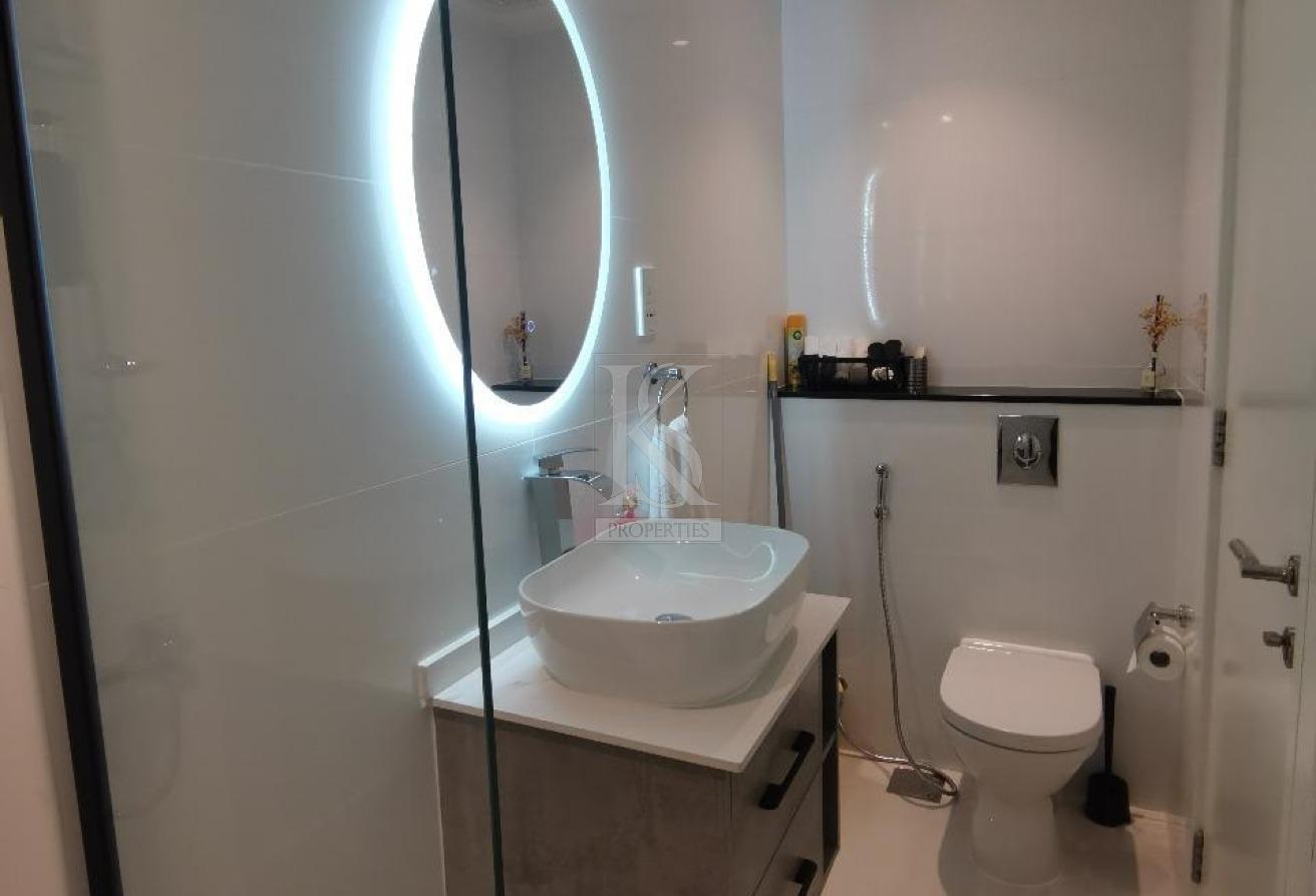 Stylish Interiors | Prime Location | Furnished photo 12