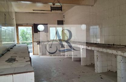 Labor Camp - Studio - 7+ Bathrooms for rent in Al Sajaa S - Al Sajaa - Sharjah