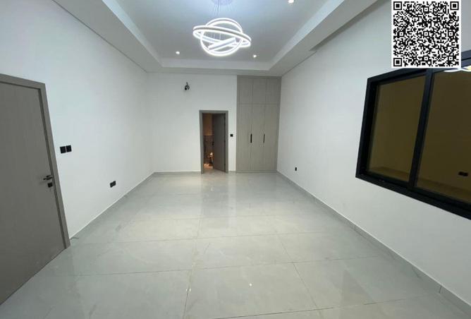 90057717 - Property Image 2