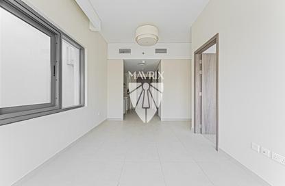 Apartment - 1 - 1 for rent in SOL Avenue - Business Bay - Dubai
