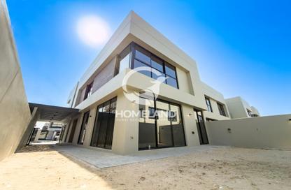 Townhouse - 3 - 5 for sale in California Residence - California Village - Dubai