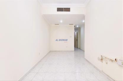 Apartment - 2 - 2 for rent in Al Mankhool - Bur Dubai - Dubai