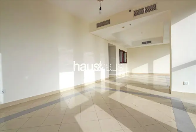 106845637 - Property Image 3