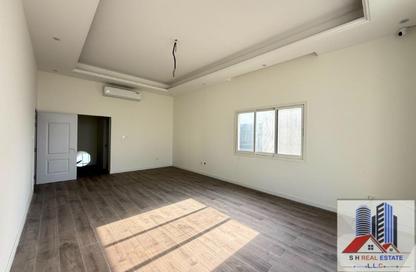 Villa - 5 Bedrooms - 7+ Bathrooms for rent in Nad Al Sheba 3 - Nad Al Sheba - Dubai