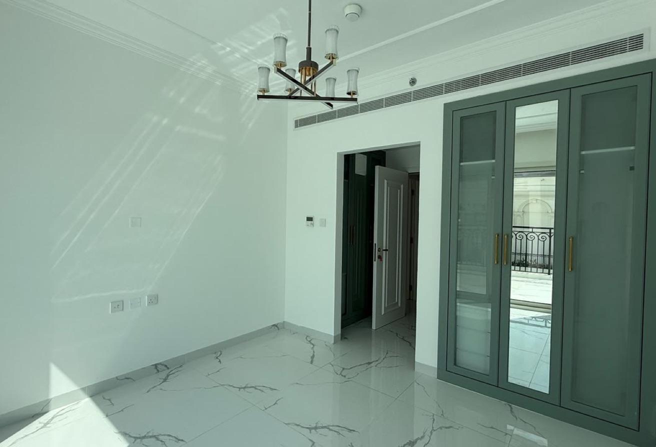 Amazing Luxury Flat | Spacious | Prime Location photo 12