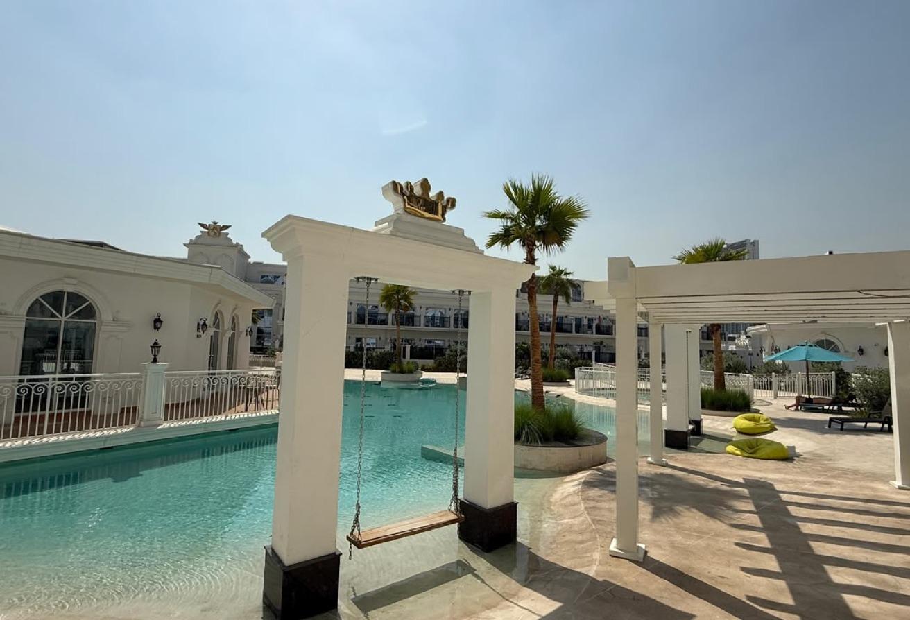 Amazing Luxury Flat | Spacious | Prime Location photo 16