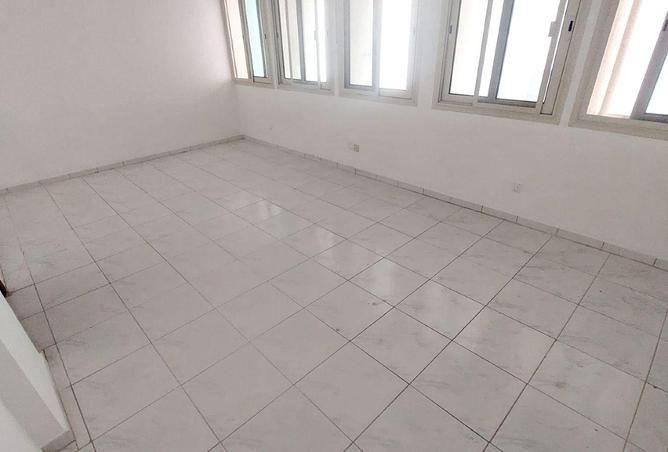 72312038 - Property Main Image