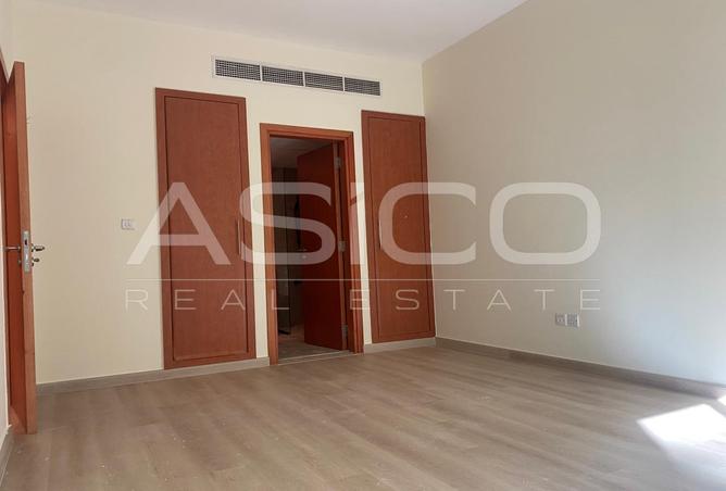 81933402 - صورة العقار 3