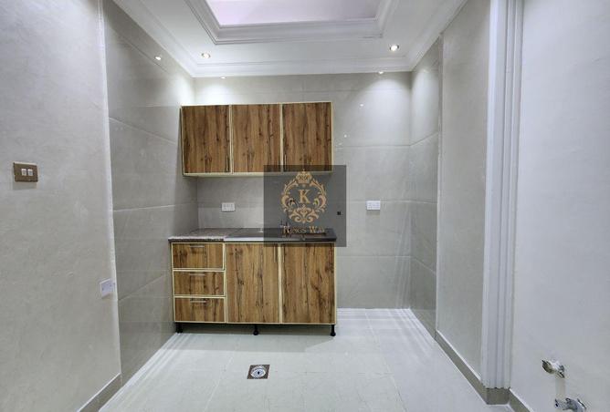98697966 - Property Image 3
