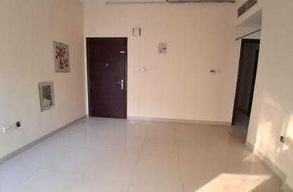 Apartment - 1 - 2 for rent in Fire Station Road - Muwaileh - Sharjah