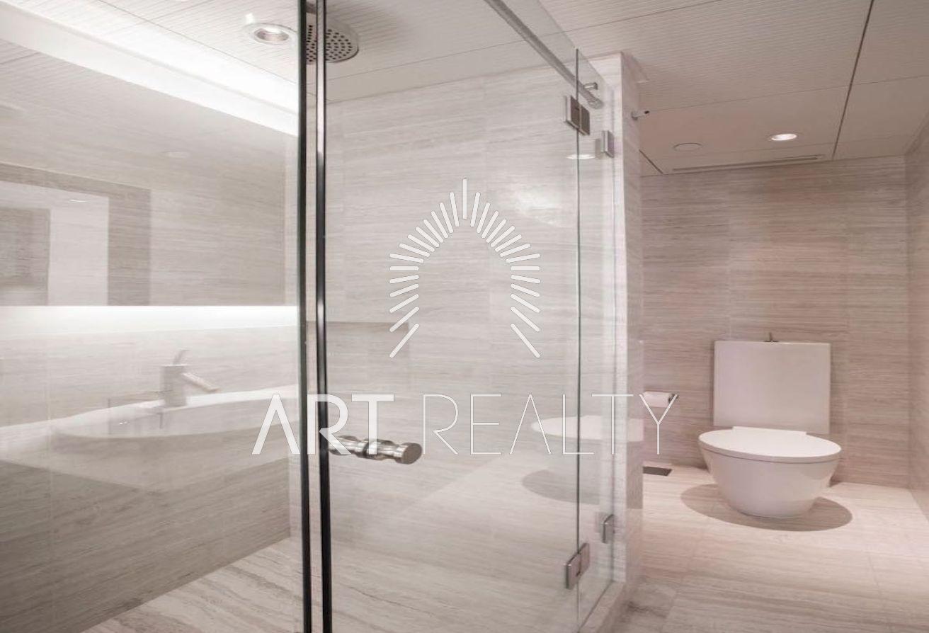 One Lift | Blvd and Park View | 3BHK photo 8