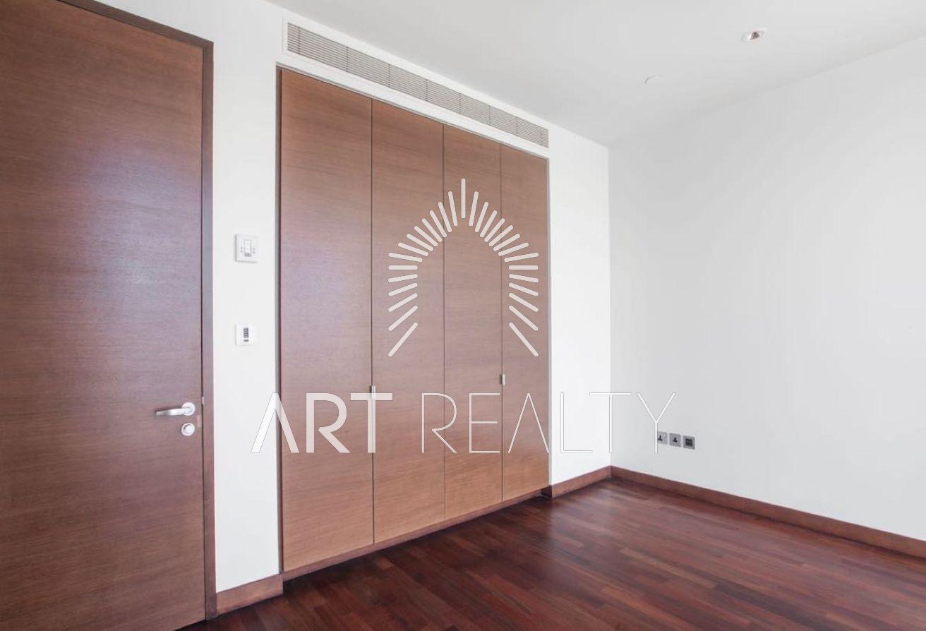 One Lift | Blvd and Park View | 3BHK photo 5