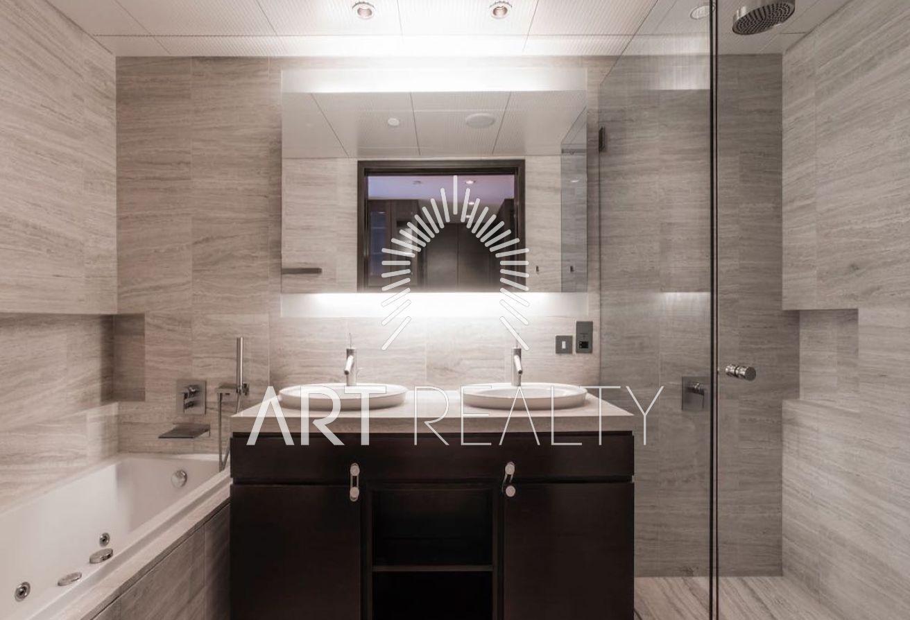 One Lift | Blvd and Park View | 3BHK photo 7