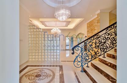 Villa - 4 Bedrooms - 5 Bathrooms for rent in The Centro - The Villa - Dubai
