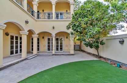 Villa - 4 Bedrooms - 5 Bathrooms for rent in The Centro - The Villa - Dubai