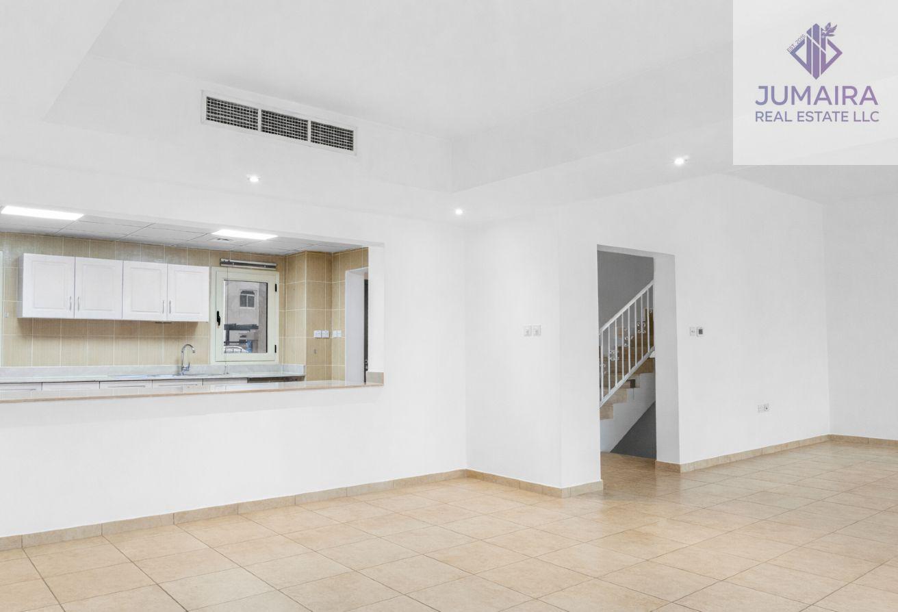 4 Bedroom Townhouse | Unfurnished | Private pool